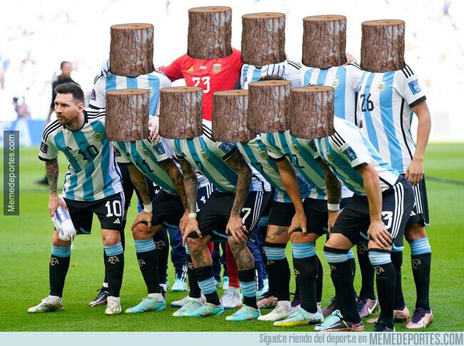1175217 - Messi, al mando de un equipo de troncos