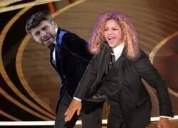 Enlace a Shakira arremete sin piedad contra Piqué