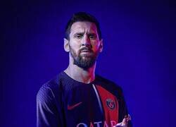 Enlace a ¿Qué hace Messi con esa camiseta puesta otra vez?
