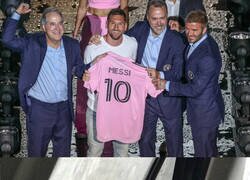 Enlace a Messi presentado oficialmente con el Inter Miami