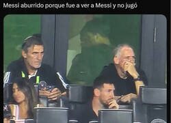 Enlace a Pobre Messi, nunca puede ver a Messi jugar