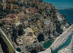 Enlace a Que hermosas las costas de Nápoles