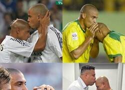 Enlace a El especial trato entre Ronaldo y Roberto Carlos