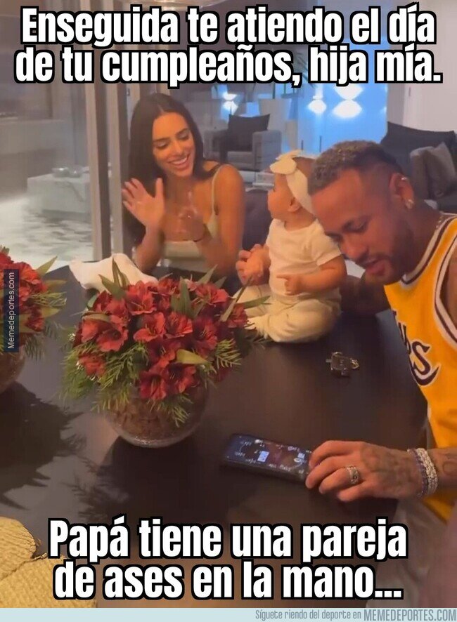 1203364 - Neymar se echa un póker mientras celebra el cumpleaños de su hija