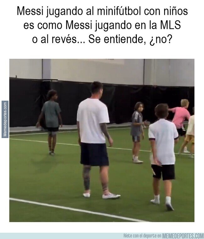 1205613 - Messi echándose un picadito con los nenes