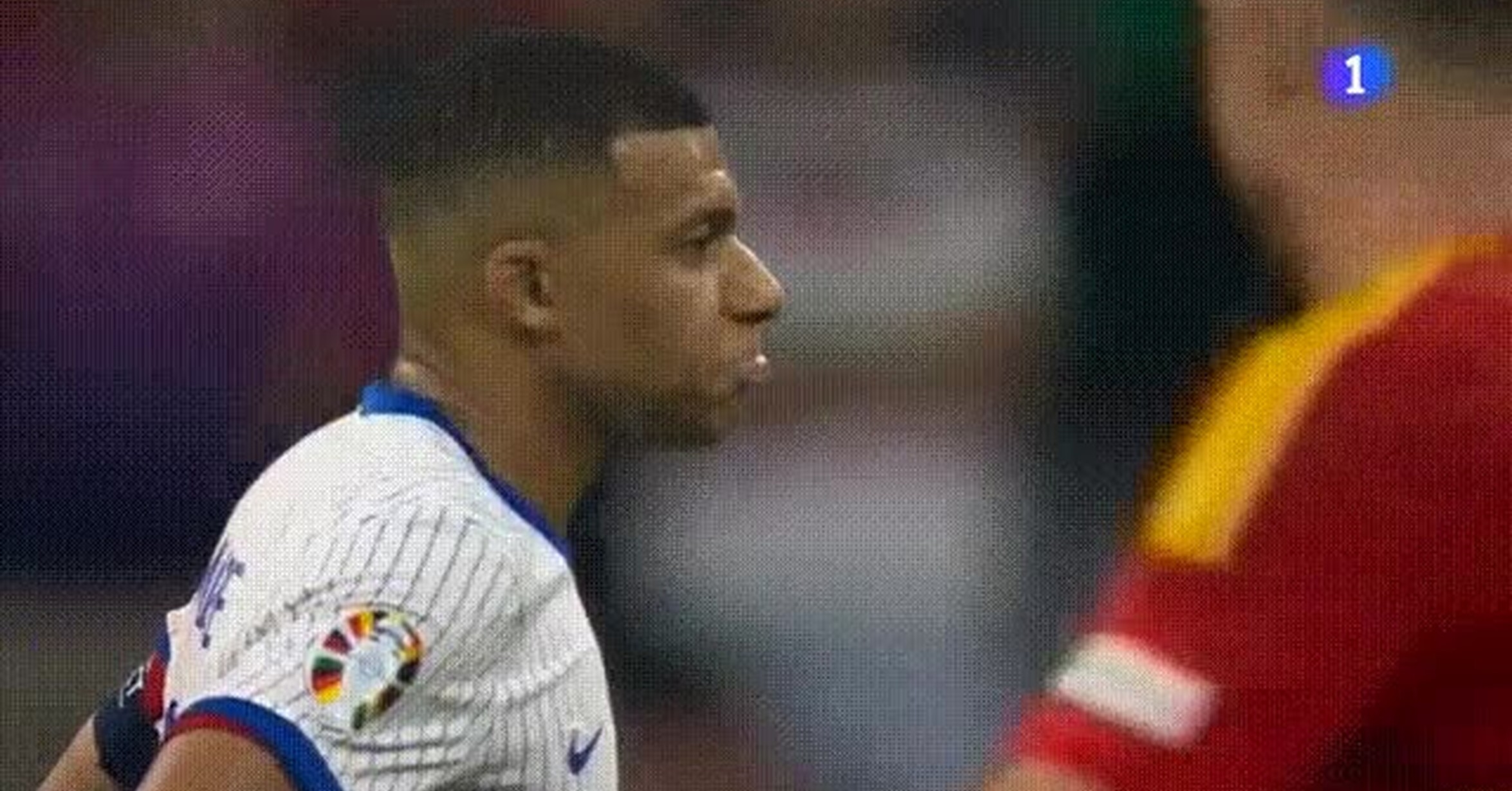 [ MEMEDEPORTES ] La reacción de Mbappé al golazo de Lamine Yamal
