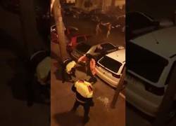 Enlace a Los Mossos d'Esquadra salen escaldados en L'Hospitalet en una pelea con gitanos