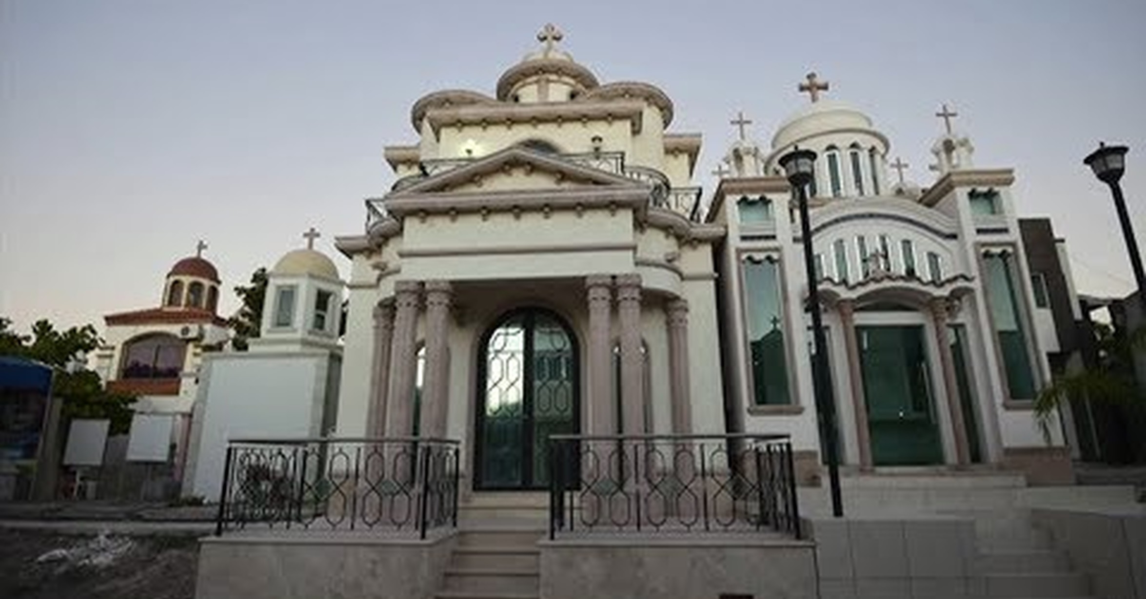 ¡No tengo tele! / Las colosales y lujosas tumbas blindadas del cartel