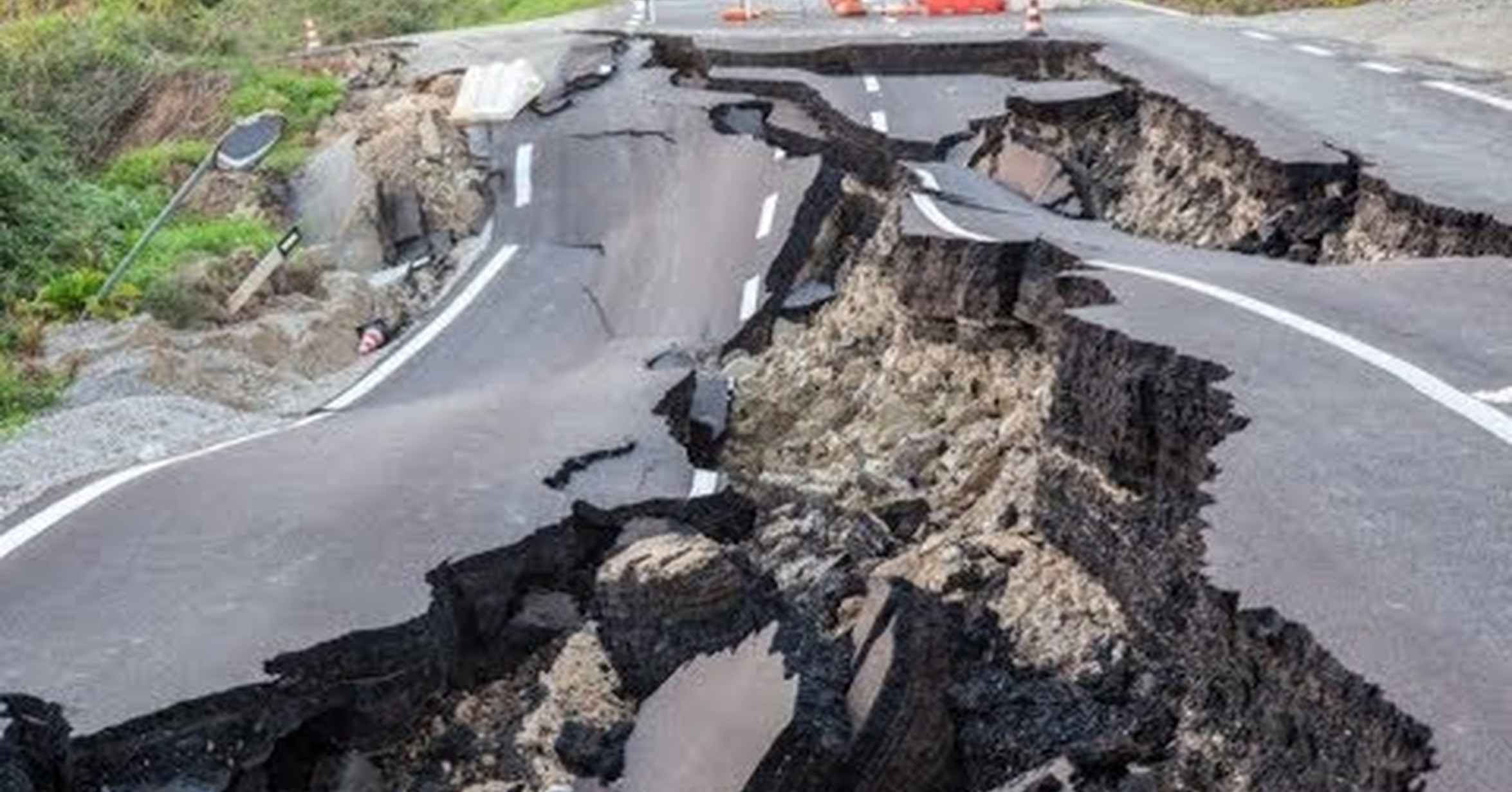 ¡No tengo tele! / Terremoto de magnitud 7.0 en Alaska Inglés