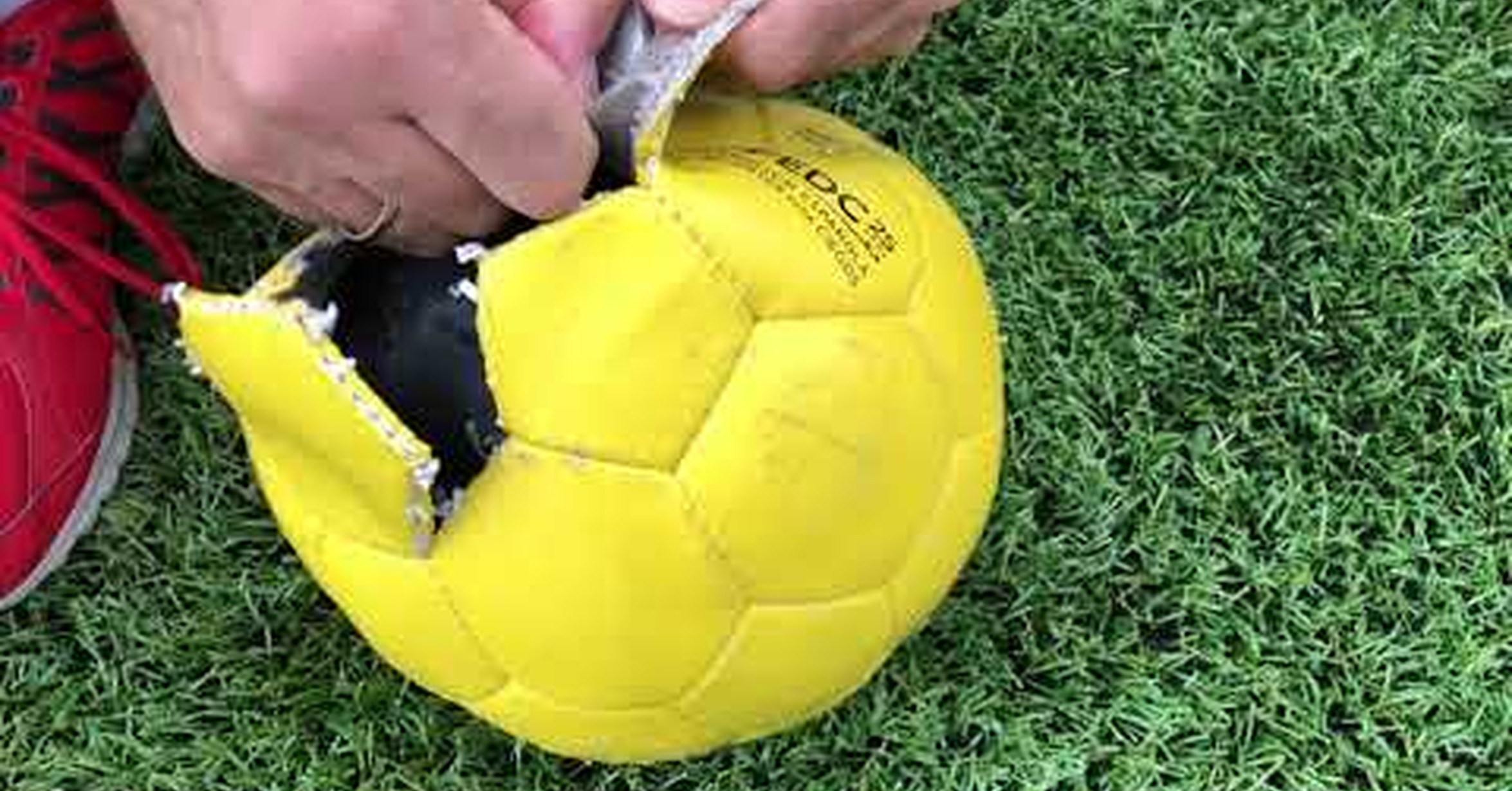 no tengo tele as son las pelotas de f tbol para ciegos no tengo tele as son las pelotas de f tbol para ciegos