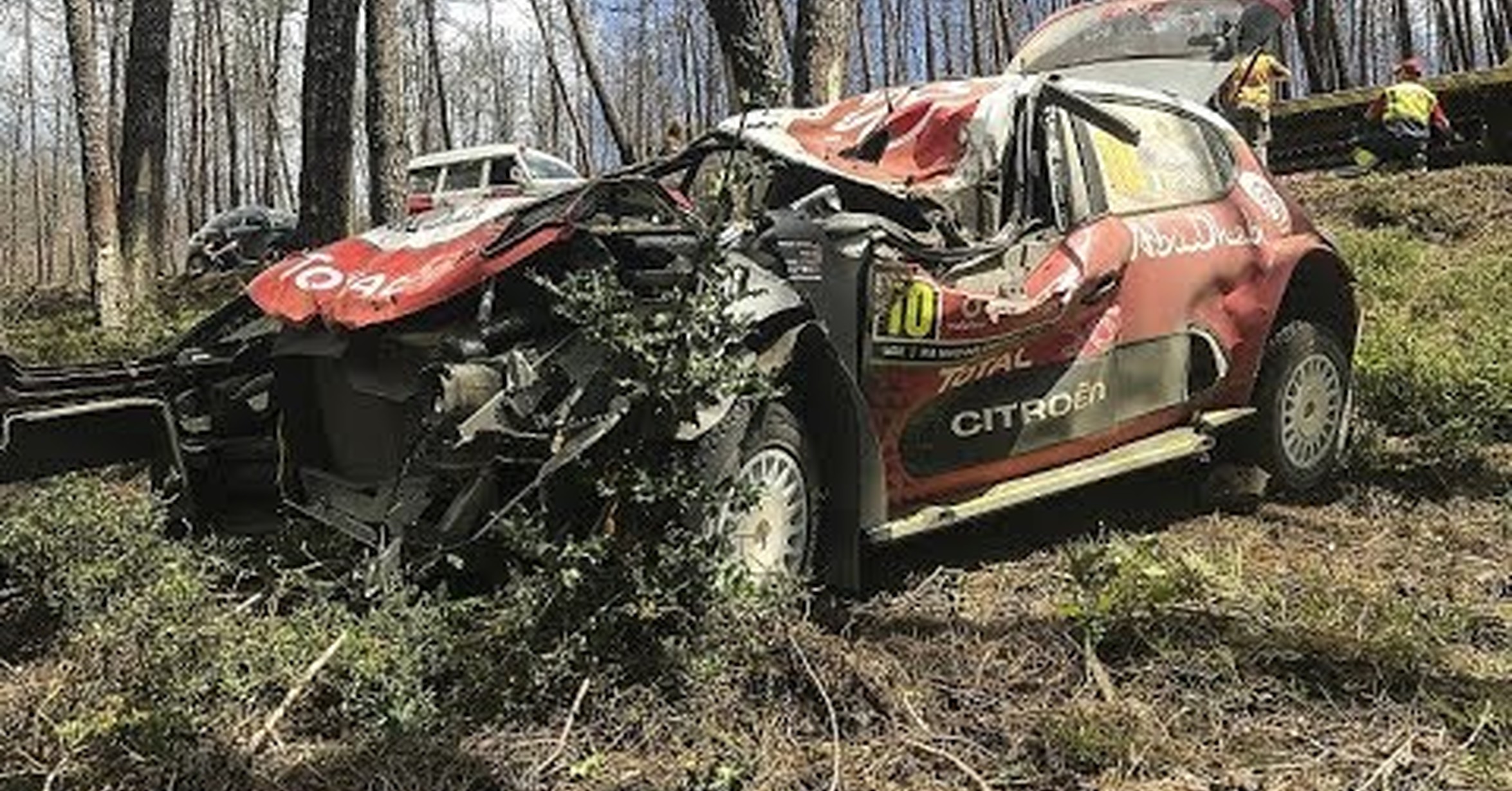 ¡No tengo tele! / Choques de coches de carreras