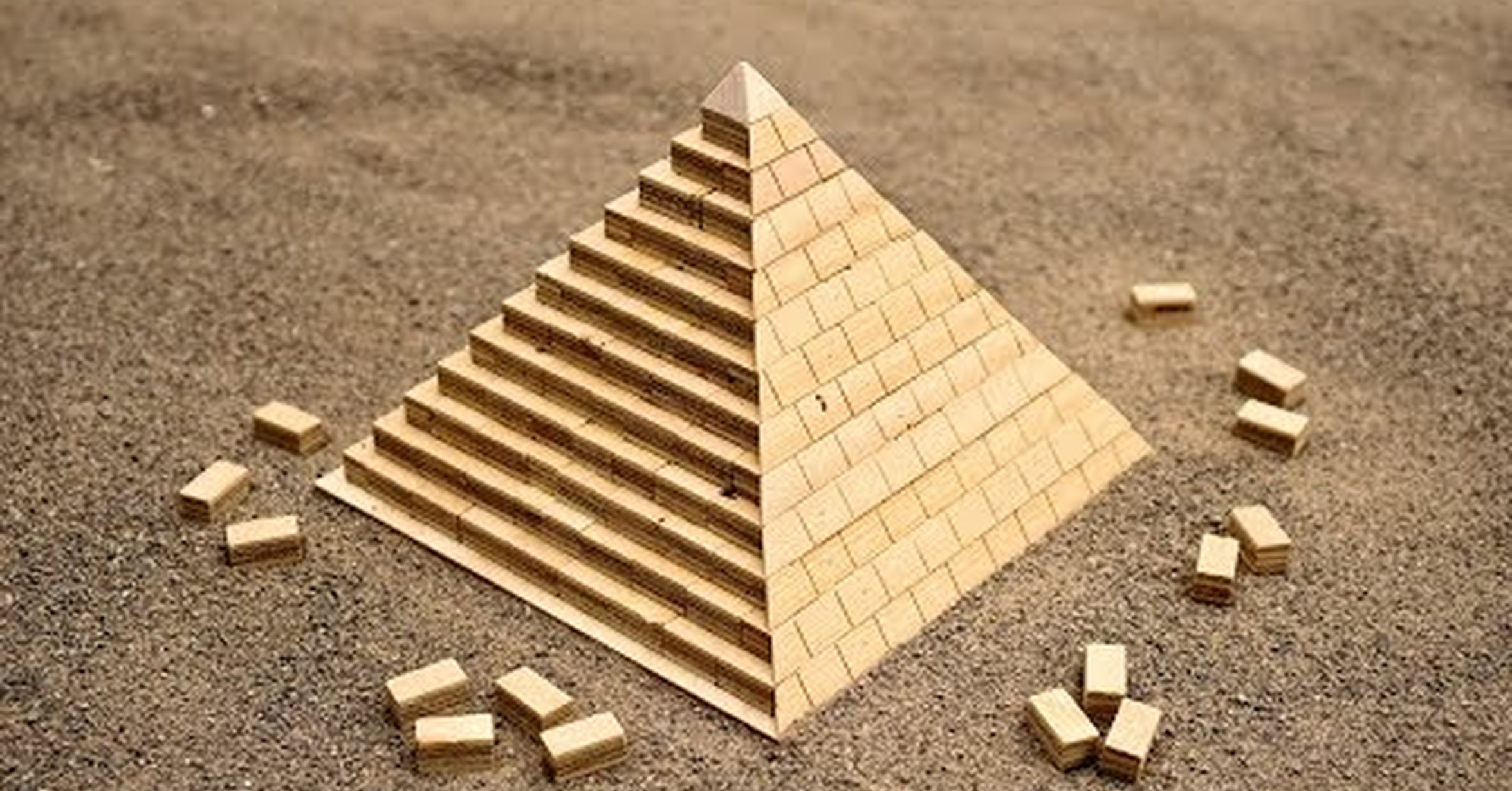 Como Se Juega A La Piramide ¡No tengo tele! / La teoría de como se construyeron las pirámides