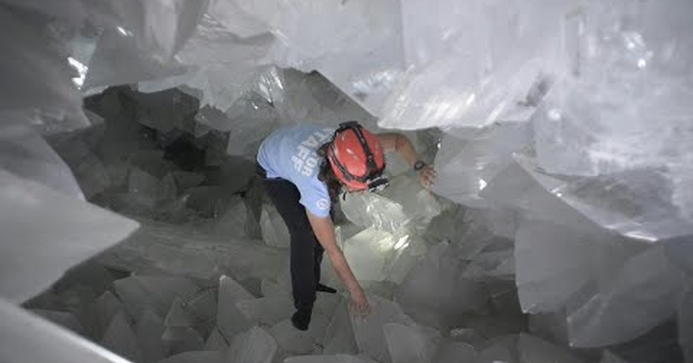¡No tengo tele! / Abren al público una cueva de cristal realmente