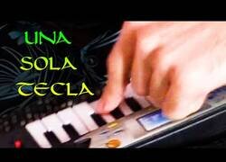 Enlace a El hombre que crea emociones con una sola tecla