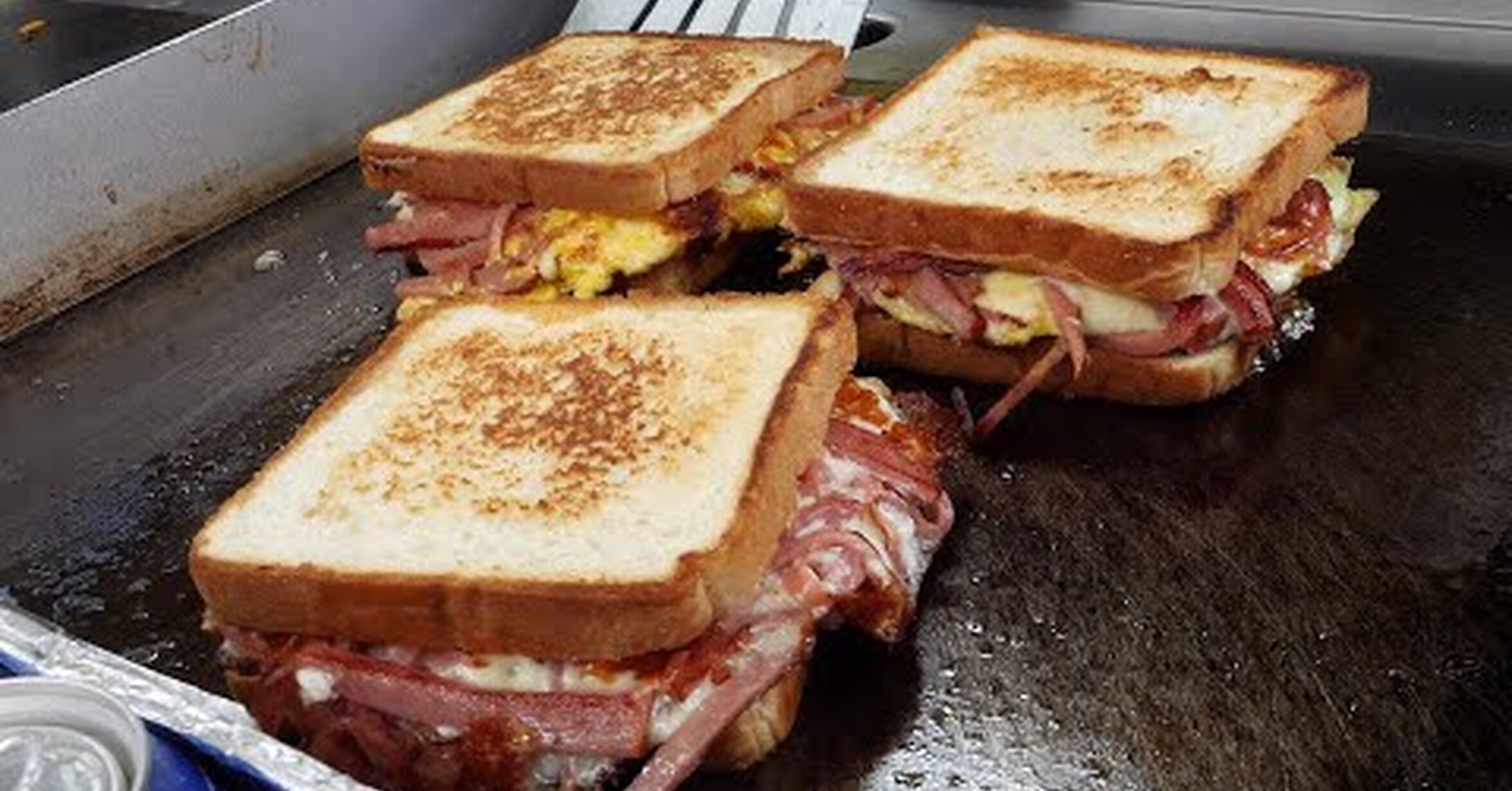 ¡No tengo tele! / Así se hacen los sandwiches al estilo callejero de Corea