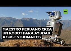 Enlace a Un profesor peruano crea un robot para ayudar a sus alumnos