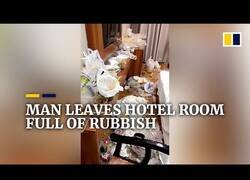 Enlace a Un hombre deja así una habitación de un hotel en China