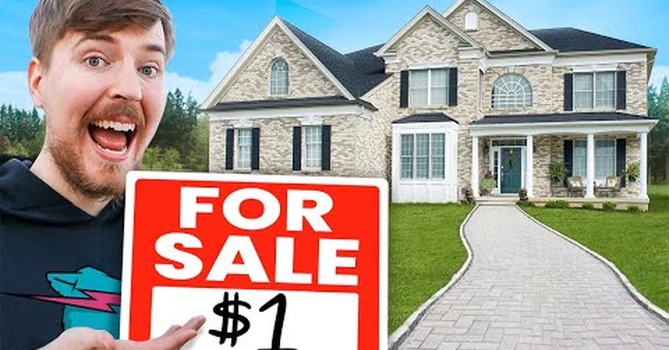 How to sell your home in a buyer's market. домик для денег. Home for sale. Selling your house. мужчина продает на фоне дом.