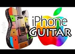 Enlace a Creando una guitarra con 107 iPhones