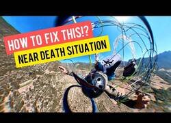 Enlace a Salvando la vida a pocos metros del suelo tras un fallo en el paracaídas