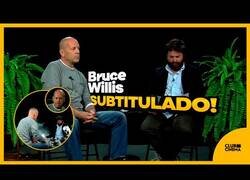 Enlace a La entrevista más incómoda de Bruce Willis