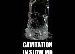 Enlace a Cavitación: ¿Por qué se rompe el culo de una botella si la golpeamos en la boca?