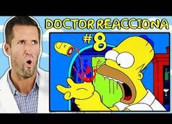 Enlace a Doctor reacciona a escenas médicas de Los Simpson