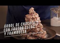 Enlace a El árbol de Navidad de chocolate del mejor pastelero del mundo