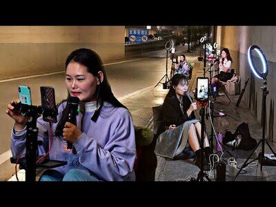 Luisito Comunica se adentra en el mundo de las streamers callejeras en China