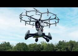 Enlace a Probando un dron capaz de transportar personas