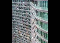 Enlace a En este edificio de China viven 20.000 personas