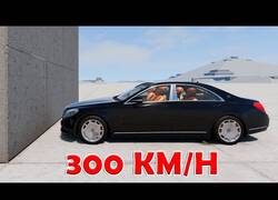 Enlace a Simulación del impacto de un Mercedes contra un muro a distintas velocidades