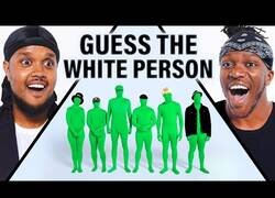 Enlace a Adivinando cuál es la persona blanca