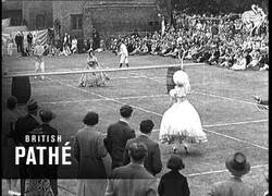 Enlace a Así era un partido de tenis femenino en 1930