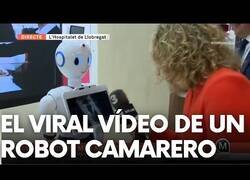 Enlace a El fail de este robot camarero en directo en TV3