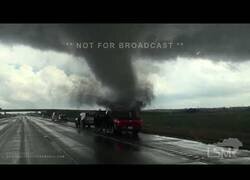 Enlace a Increíble tornado en Lincoln, Nebraska