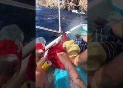 Enlace a Grupo de amigos hunde un barco en Mallorca