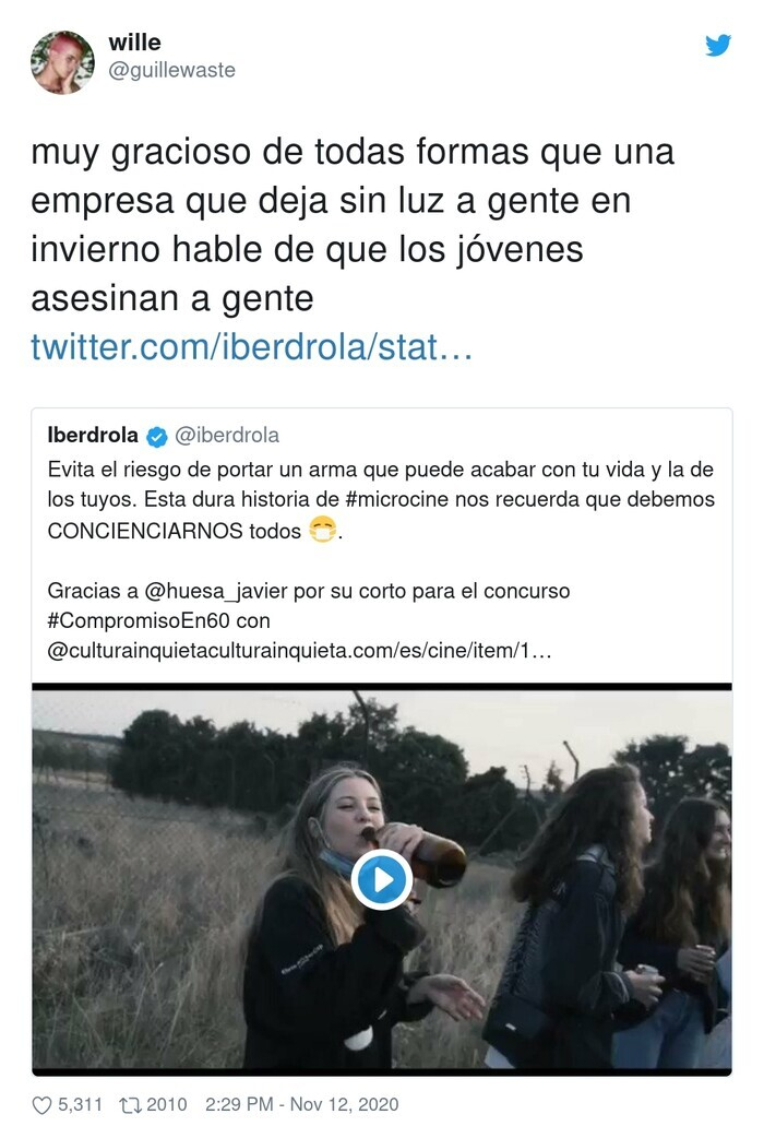 743289 - Iberdrola publica un corto en el que se señala a los jóvenes como culpables de los contagios y un tuitero les contesta con un zasca estratosférico, por @guillewaste