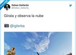 Enlace a Gira esta foto, mira la nube y te vas a caer de la silla ipsofacto, por @Sebas_Gallardo_