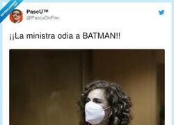 Enlace a ¿Batman es de VOX?, por @PascuOnFire