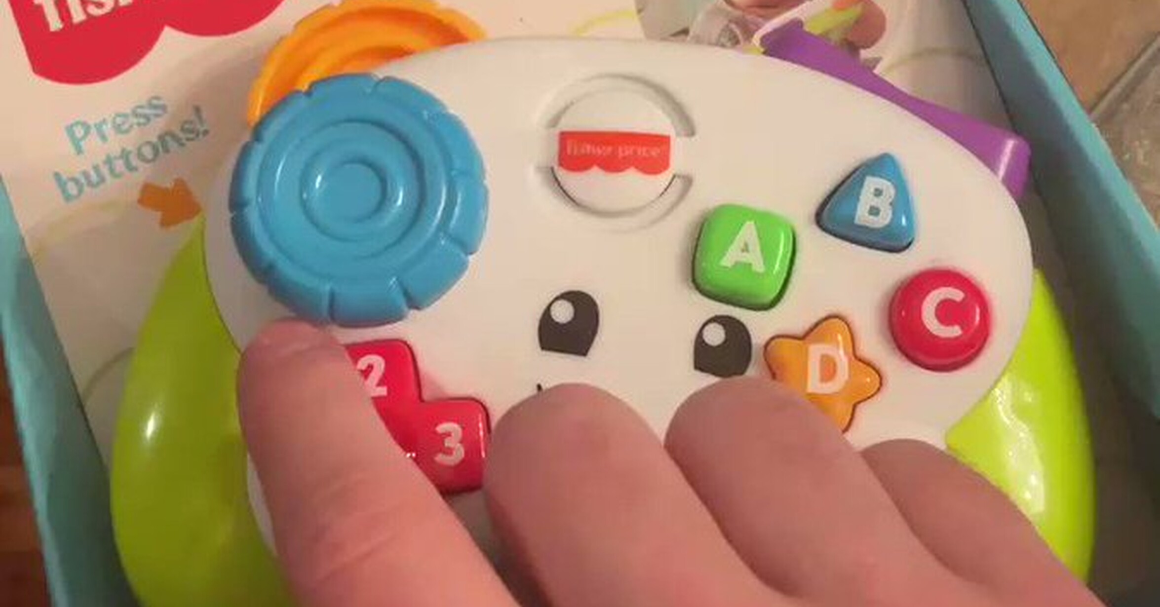 VEF > Visto en las Redes > El código konami funciona en este juguete