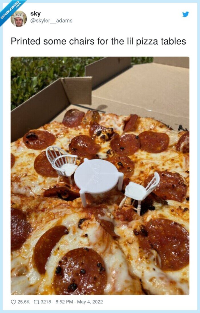 cajas,mesa,peperoni,pizza