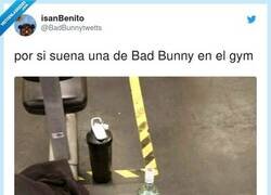 Enlace a Por si suena una de Bad Bunny, por @BadBunnytwetts