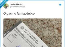 Enlace a Me pido uno, por @Farmaenfurecida