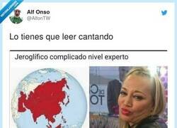 Enlace a Asia Belén goes a donkey ring ring  , por @AlfonTW