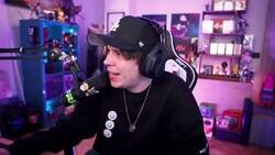 Enlace a El Rubius responde sin tapujos a La Sexta sobre su supuesta bisexualidad