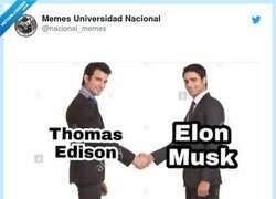 Enlace a Pobre señor Tesla, por @nacional_memes