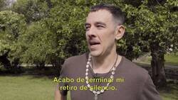 Enlace a @Pantomima_Full riéndose en la cara de la gente que va a retiros espirituales