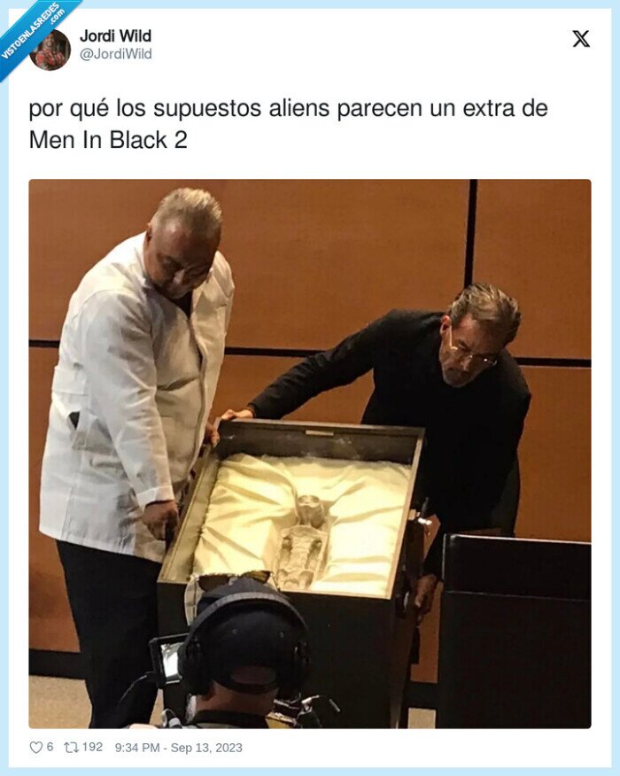 1463274 - Los aliens mostrados por Mexico son un extra de Men In Black 2, por @JordiWild