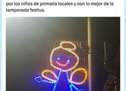 Enlace a Las luces de este pueblo están hechas con dibujos de niños de primaria y confirmo que quiero eso en mi ciudad